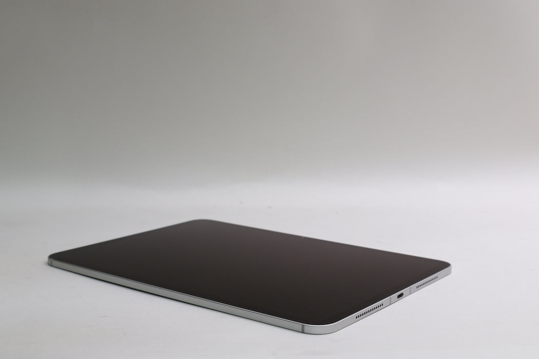 iPad Pro 11" M4, 256GB, Unlocked, Silver, MVW23LL/A w/ Magic Keyboard and AC+!