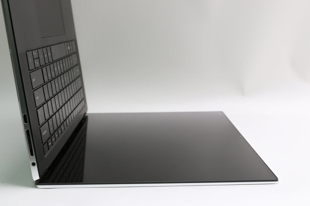 15.6" Dell XPS 15 9500, i7-10875H 2.30GHz, 32GB, 2TB SSD, Touchscreen