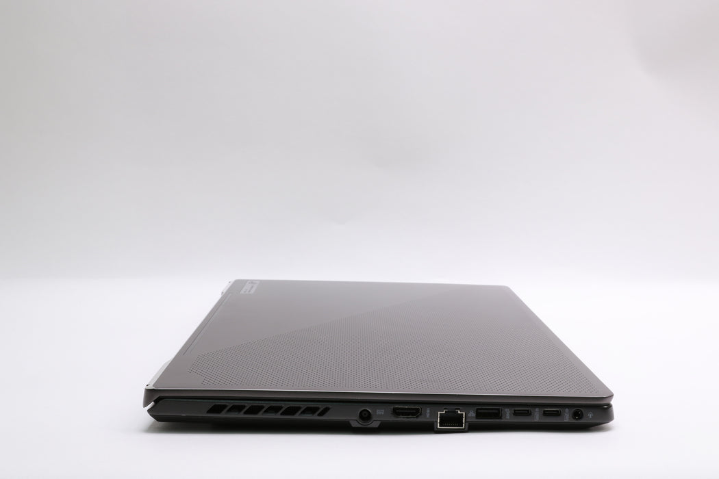 15" Asus Rog Zephyrus G15, AMD Ryzen 9 5900HS, 16GB, 1TB SSD, RTX 3070