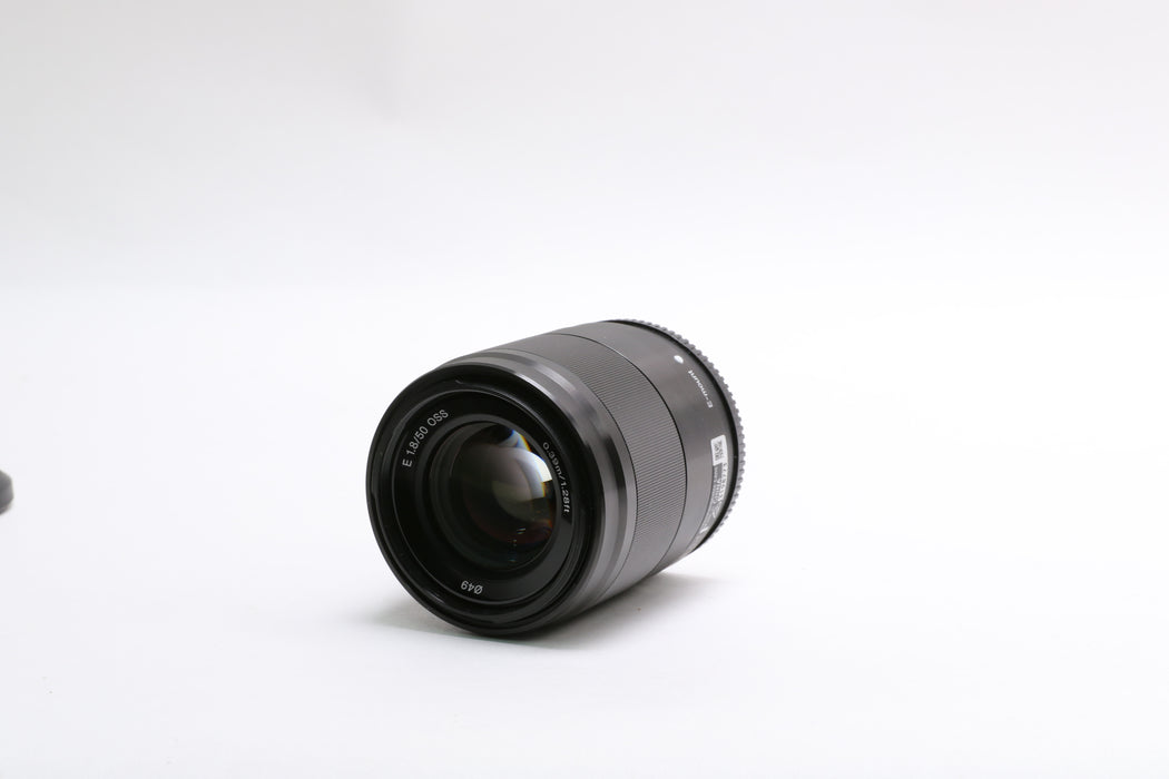 Sony E 50mm f/1.8 OSS Lens — photo 4 of 5