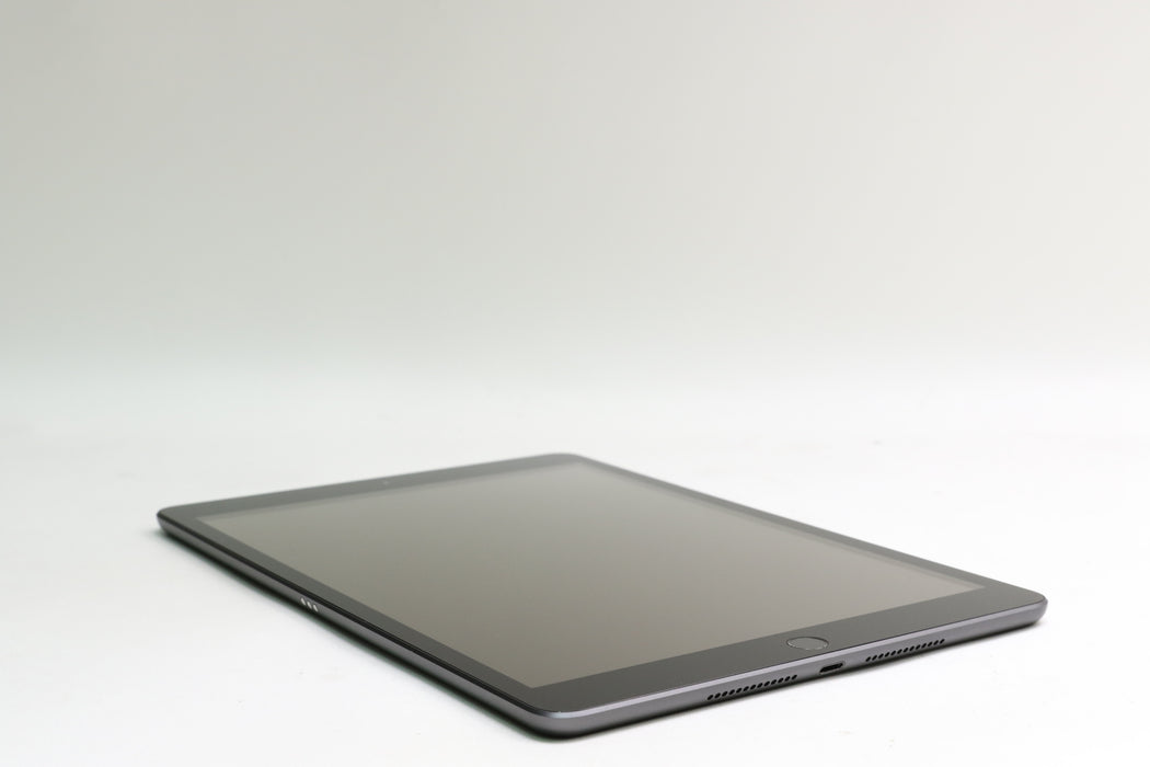 iPad 7th Gen, 128GB, Wi-Fi Only, Space Gray, MW772LL/A 10.2”