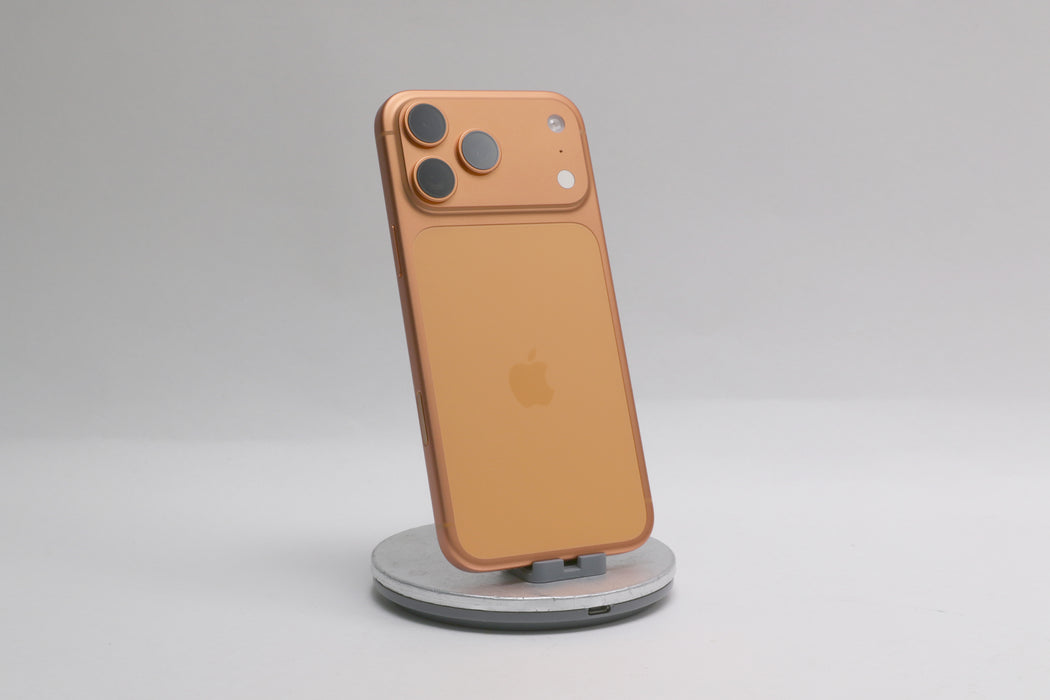 Apple iPhone 17 Pro Max, 256GB, Unlocked, Cosmic Orange, MFXH4LL/A — photo 4 of 13