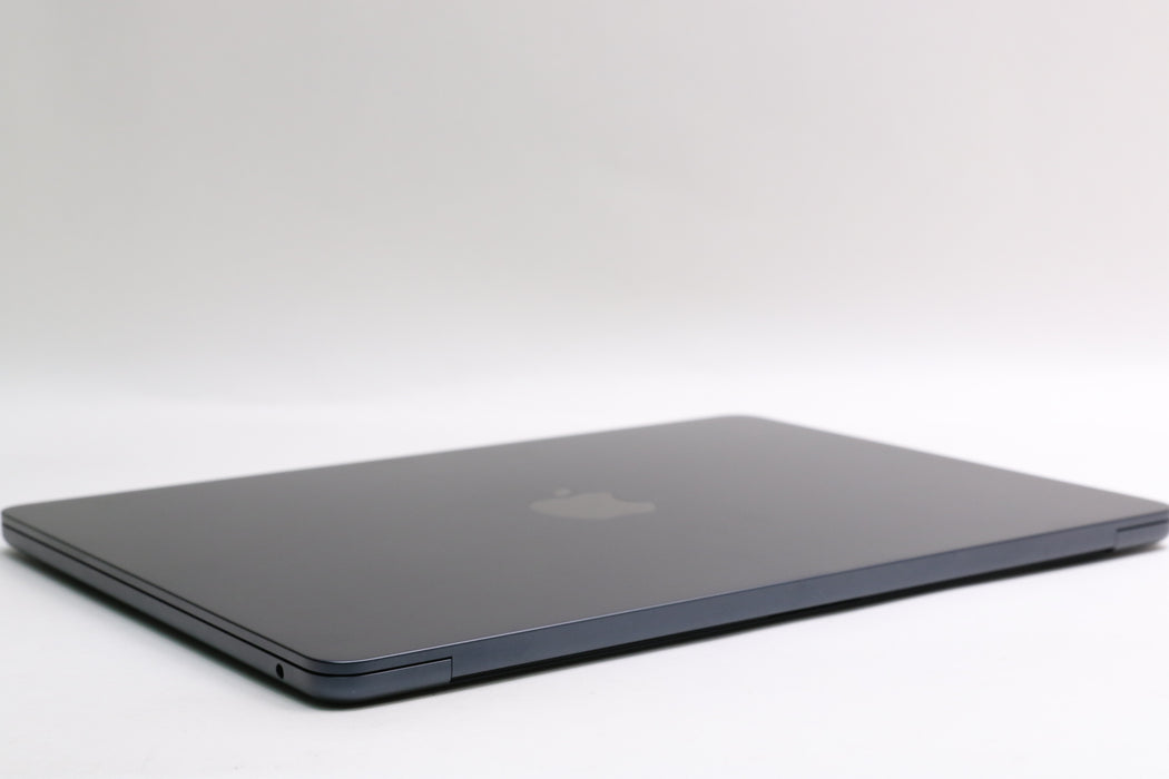 13" 2025, MacBook Air, MW123LL/A, Apple M4, 16GB, 256GB SSD, 8C, 100% Battery!