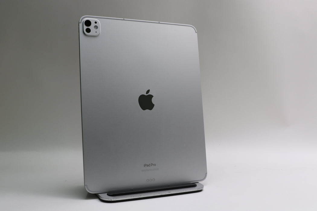 iPad Pro 13-inch, M4, 2TB, Unlocked, Silver, MVY03LL/A