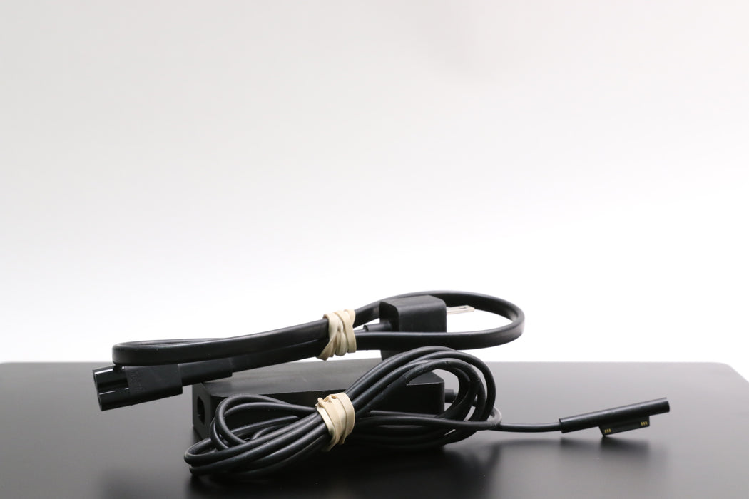 15" Microsoft Surface Laptop 4, i7-1185G7, 32GB, 1TB SSD, Touchscreen