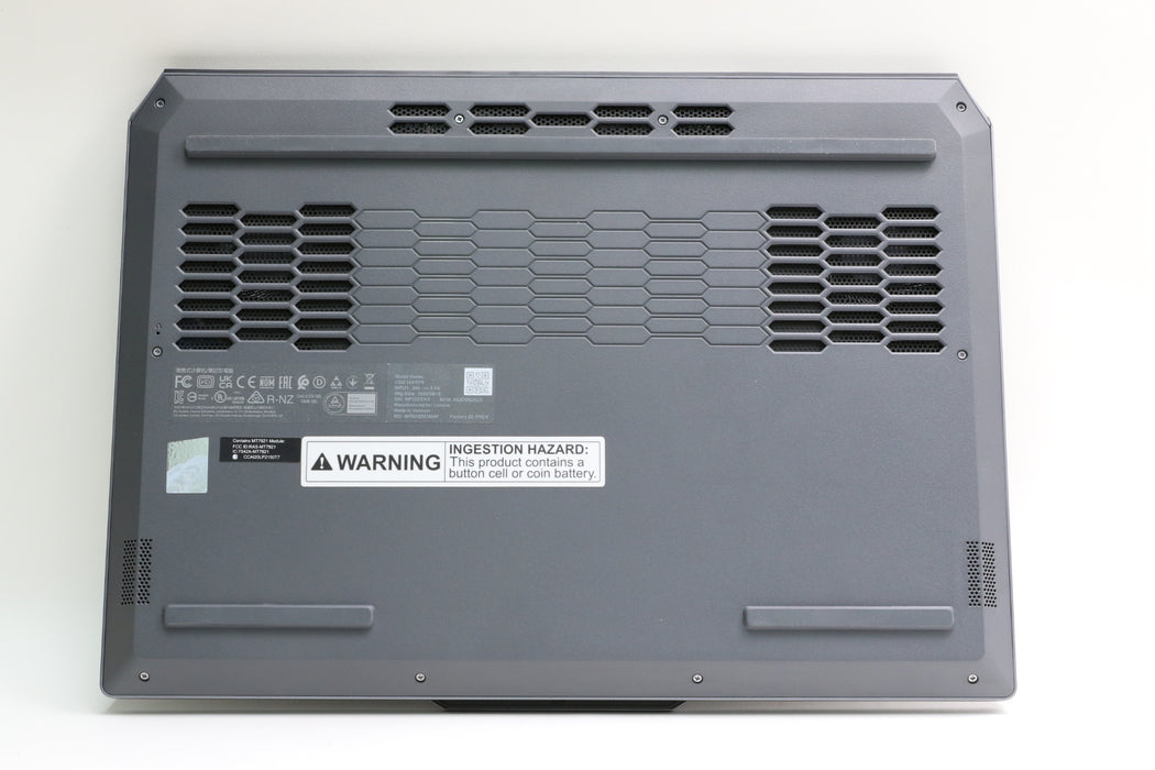 15.6" Lenovo LOQ 15ARP9, Ryzen 5 7235HS, 12GB, 512GB, RTX 4050, 100% Battery!