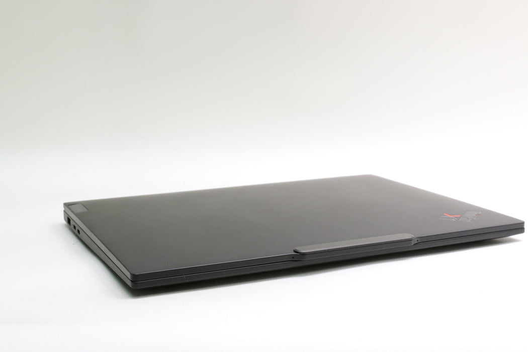14" Lenovo ThinkPad X1 Carbon Gen 12, Ultra 7 155U, 32GB, 512GB SSD, WUXGA!