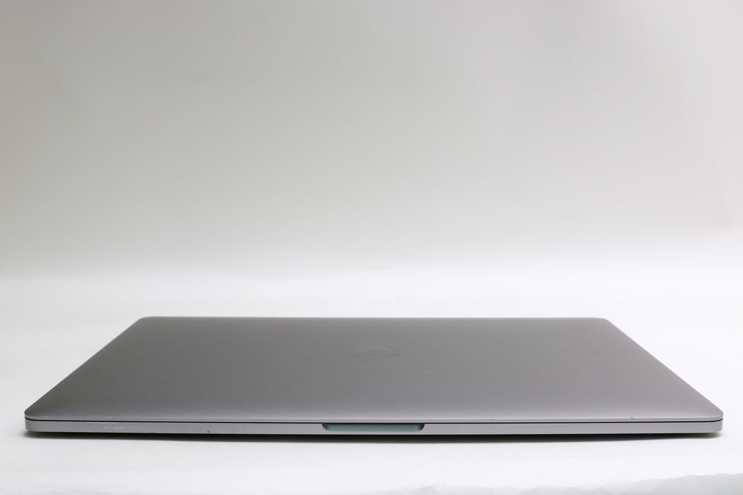 15" 2018, MacBook Pro, BTO, i9-8950HK 2.90GHz, 32GB, 512GB SSD, 560X GPU