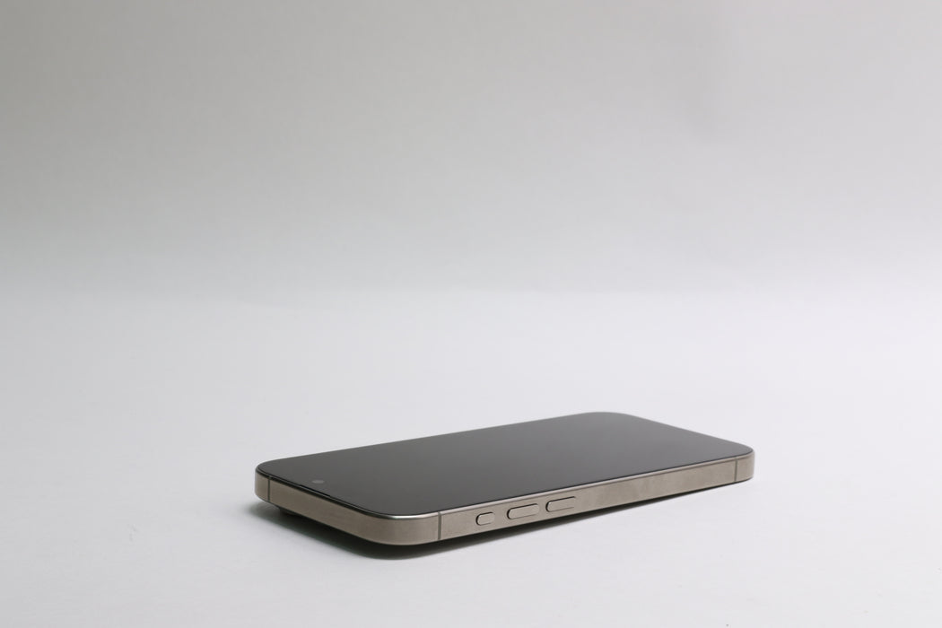 Apple iPhone 15 Pro, 1TB, Unlocked, Natural Titanium, MTU53LL/A — photo 7 of 12