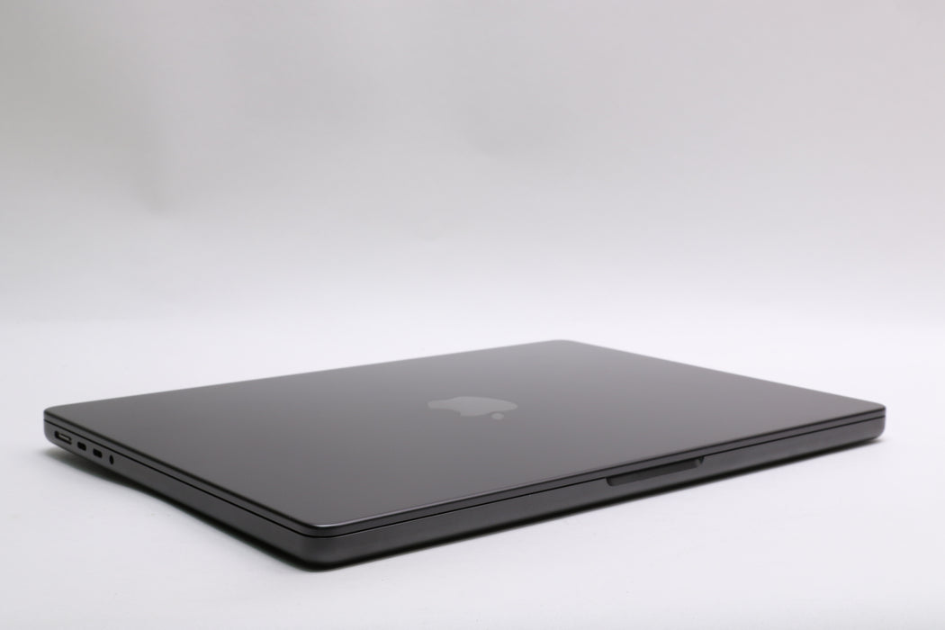 14" 2025, MacBook Pro, MDE14LL/A, Apple M5, 16GB, 1TB SSD, 10C — photo 11 of 12