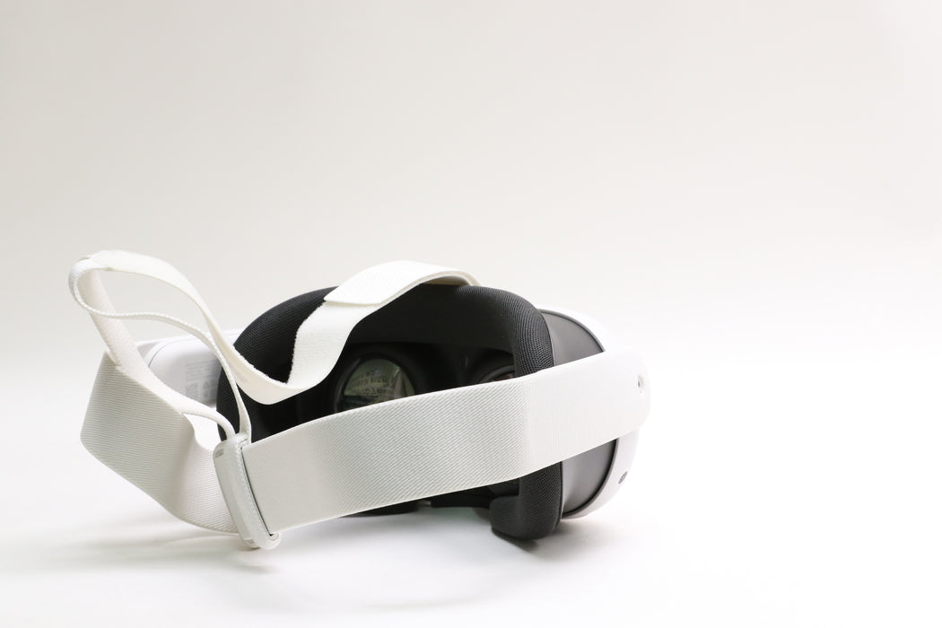 Meta Quest 3, 512GB 4K VR Headset w/ 2x Controllers, 899-00583-01