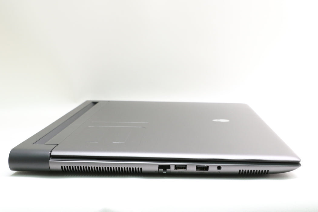 Mint! 18'' Alienware, M18 R2, i9-14900HX, 32GB, 1TB SSD, RTX 4070