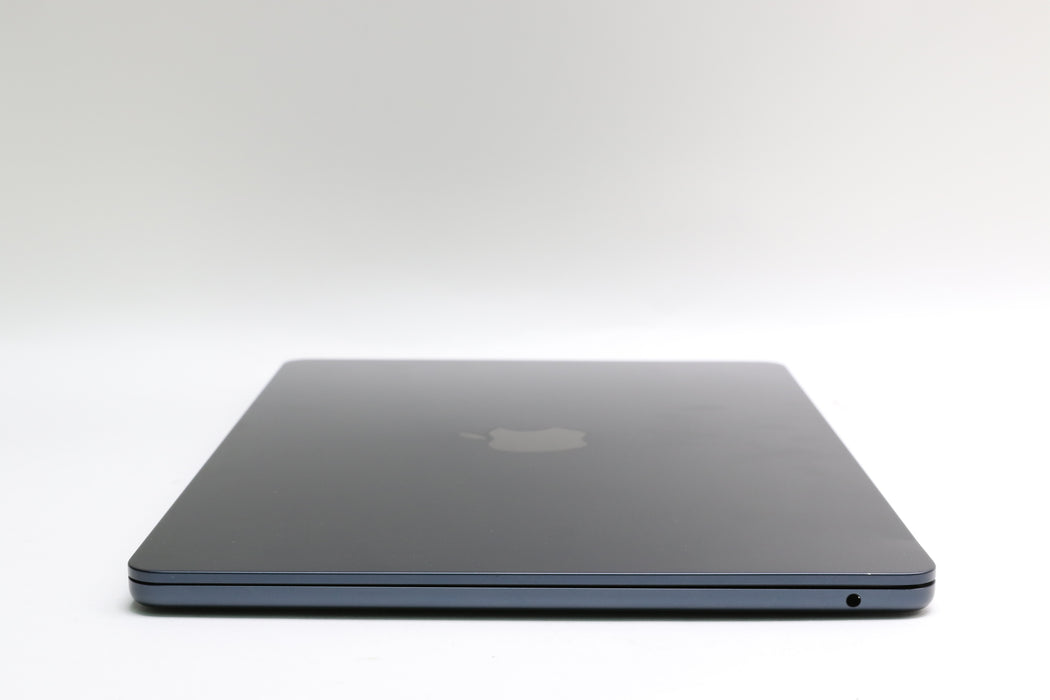 100% Battery! 13" 2022, Macbook Air, MC7X4LL/A, Apple M2, 16GB, 256GB SSD, 8C