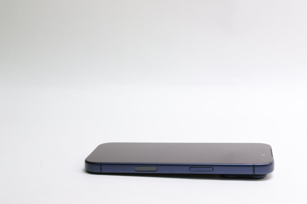 Apple iPhone 17 Pro, 1TB, Unlocked, Deep Blue, NG7U4LL/A — photo 11 of 13