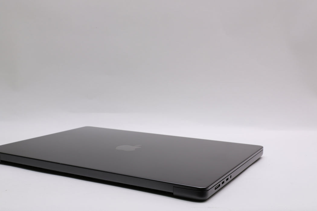 16" 2023, MacBook Pro, BTO, Apple M3 Max, 64GB, 1TB SSD, 40C — photo 9 of 13
