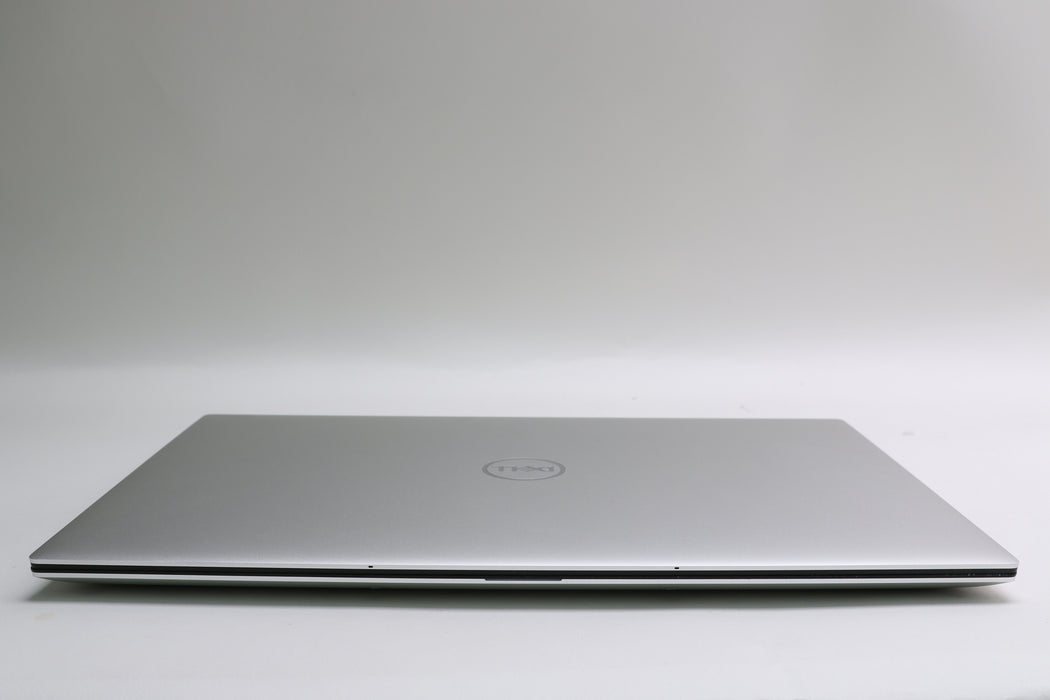 15" Dell XPS 15 9530, i9-13900H, 32GB, 954GB, RTX 4070, 3.5K OLED Touchscreen!