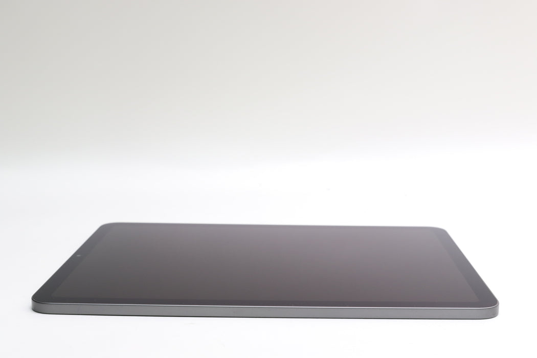 iPad Air 4th Gen, 64GB, Wifi, Space Gray, MYFM2LL/A + Pencil!