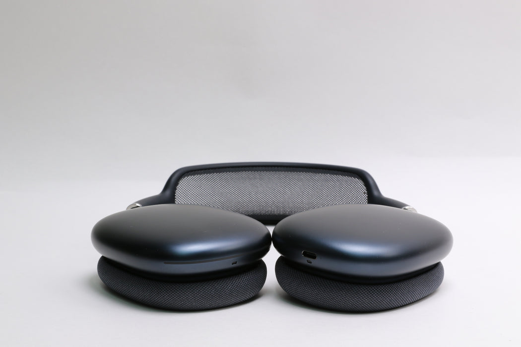 Apple AirPods Max 2 (Midnight) w/ Case! — photo 5 of 6
