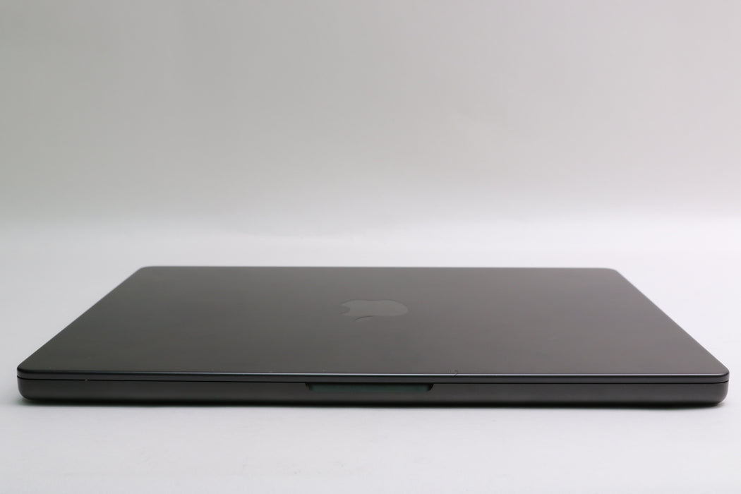 14" 2026, MacBook Pro, BTO, Apple M5 Pro, 24GB, 1TB SSD, 16C, 2 Cycles!
