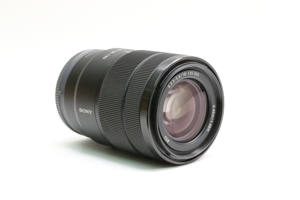 Sony E 18-135mm f/3.5-5.6 OSS Lens