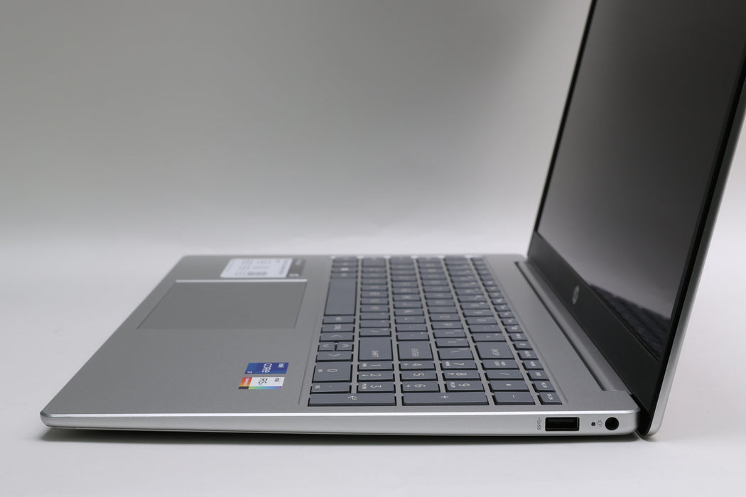 15" HP Laptop 15-fd0107dx, 12th Gen i7-1255U, 16GB, 477GB SSD, Touchscreen