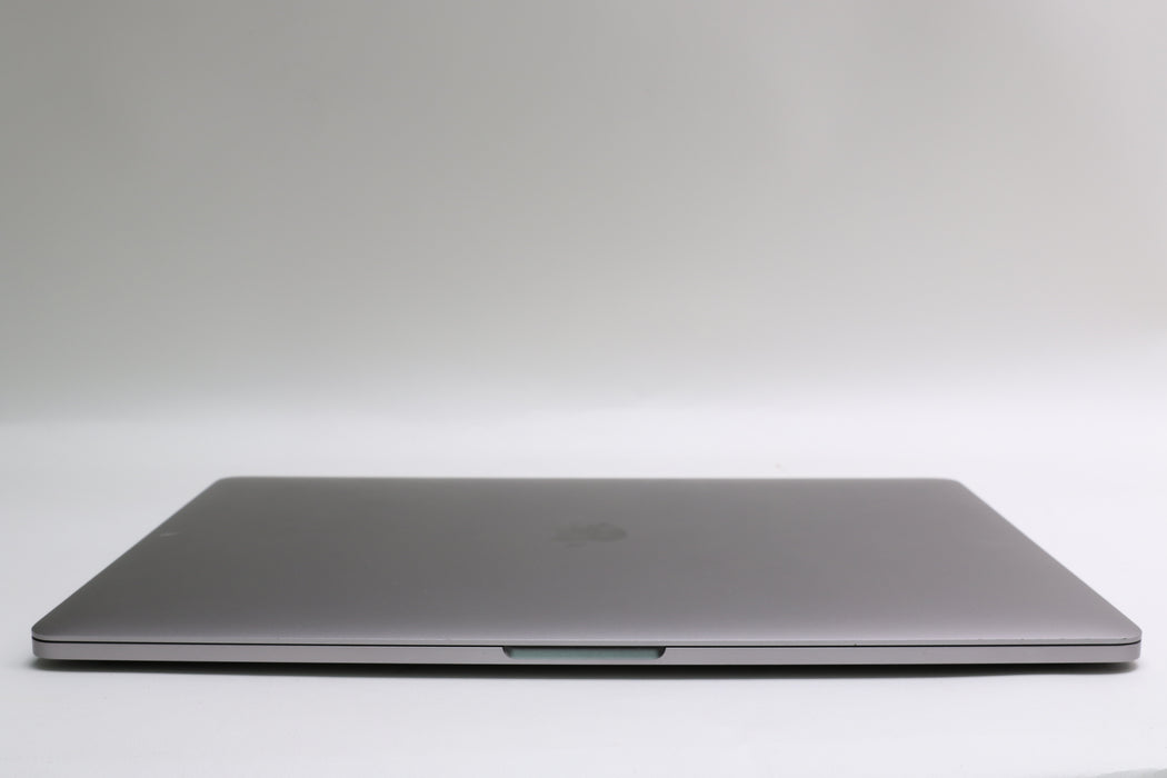100%BATT, 15" 2017, Macbook Pro, MPTW2LL/A, i7-7920HQ, 16GB, 1TB SSD, Pro 560