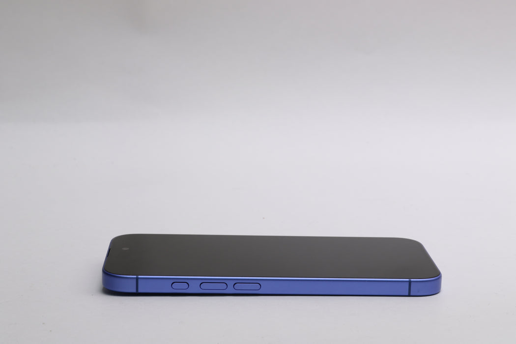 Apple iPhone 16, 512GB, Unlocked, Ultramarine, NYD63LL/A — photo 7 of 13