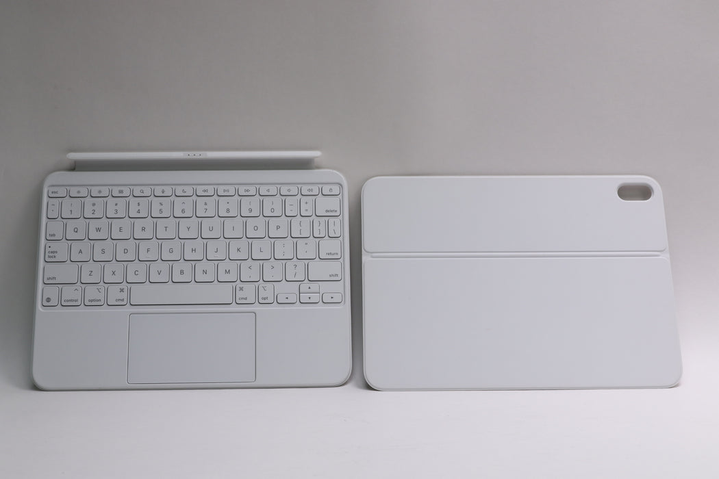 Apple Magic Keybaord Folio for iPad 10th and 11th Gen, A2695, White