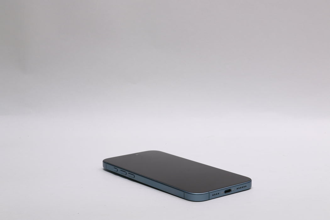Apple iPhone 16 Plus, 128GB, Unlocked, Teal, MXUX3LL/A — photo 8 of 13