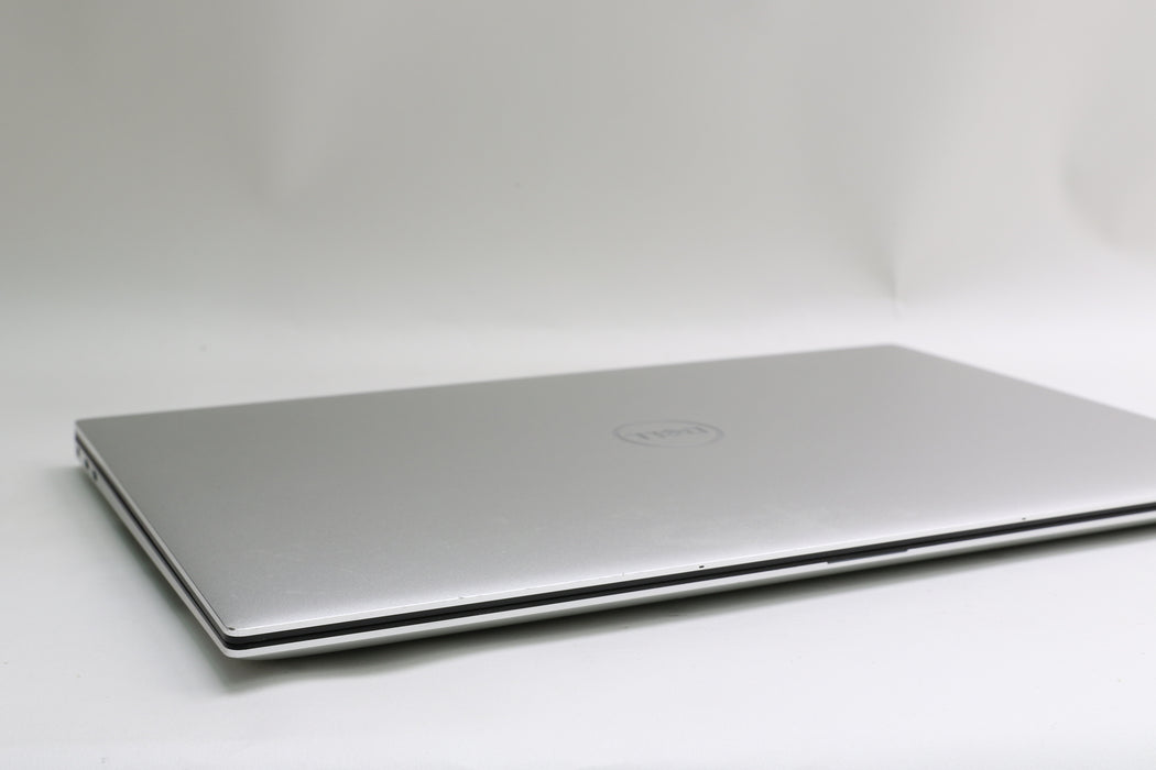 15.6" Dell, Xps 15 9510, i9-11900H 2.50GHz, 32GB, 1TB SSD, RTX 3050 Ti
