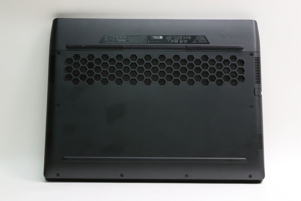 15" QHD Alienware m15 R7, i7-12700H, 16GB, 1TB SSD, RTX 3060, 100% Battery!