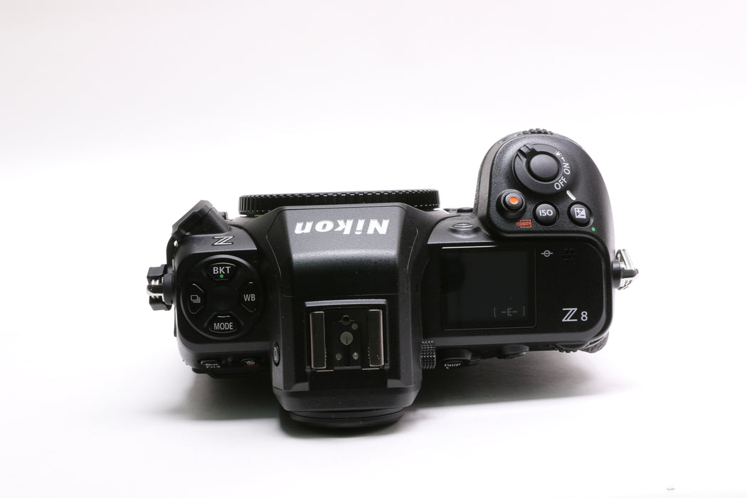 Nikon Z8 45.7MP Mirrorless Camera w/ Box, Charger, Battery!