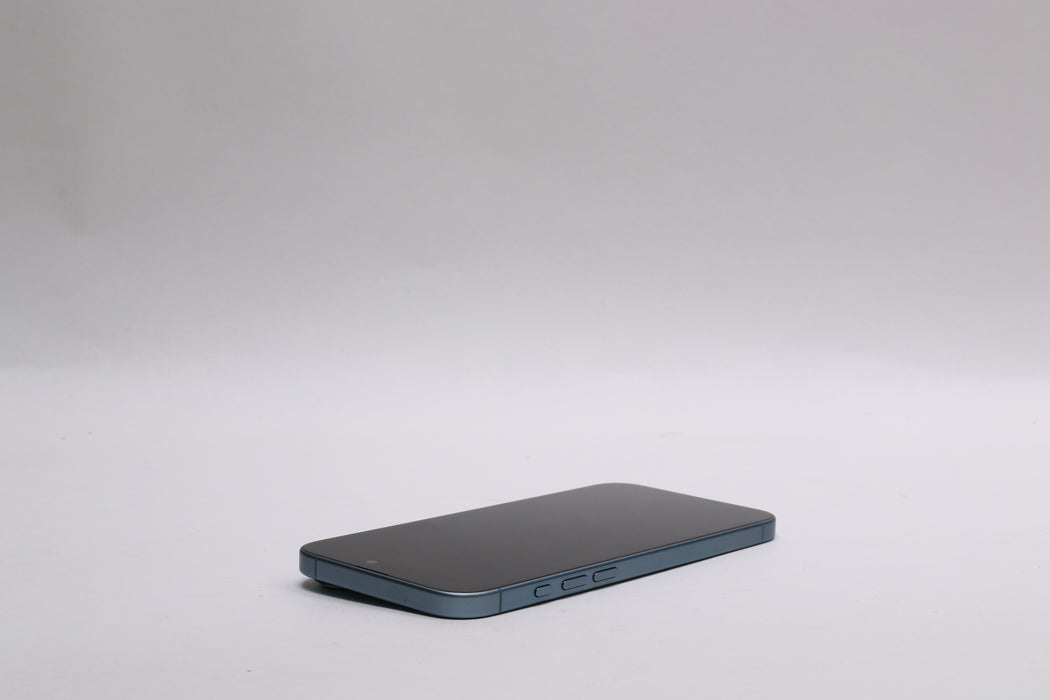 Apple iPhone 16 Plus, 128GB, Unlocked, Teal, MXUX3LL/A — photo 6 of 13