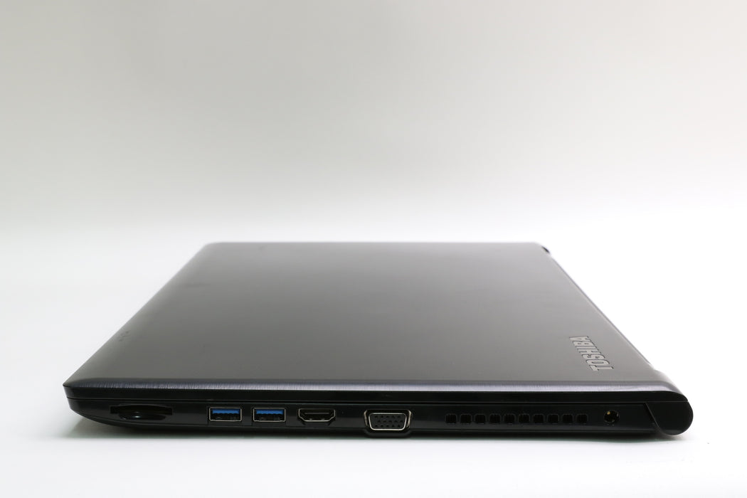 15.6" Toshiba Tecra C50-D, i3-7100U, 4GB, 1TB HDD