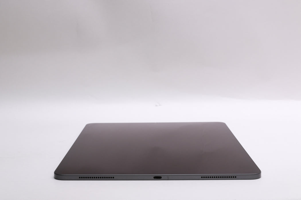 12.9" Apple iPad Pro 4th Gen, 512GB, Wi-Fi Only, Space Gray, MXAV2ZP/A — photo 9 of 13