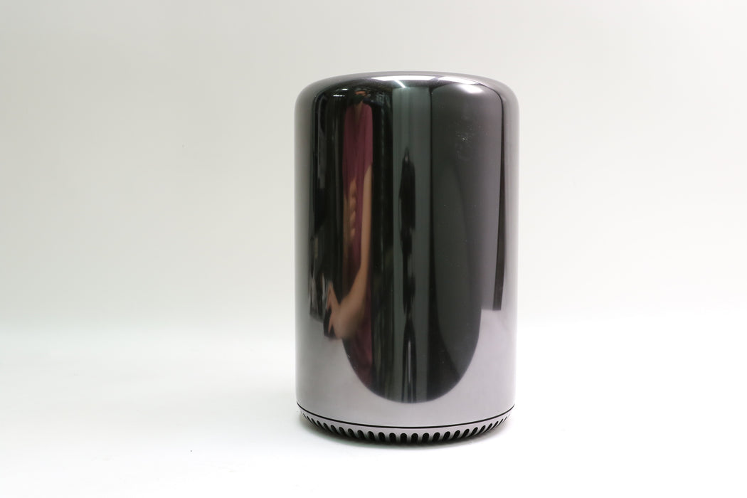 2013 Mac Pro, CTO, Intel Xeon E5-1650 v2, 24GB, 512GB SSD, 2x AMD FirePro D700