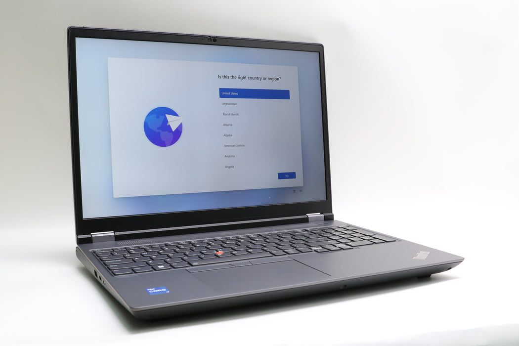 16" UHD+ Lenovo ThinkPad P16 Gen 2, i7-14700HX, 64GB, 2TB SSD, RTX 2000