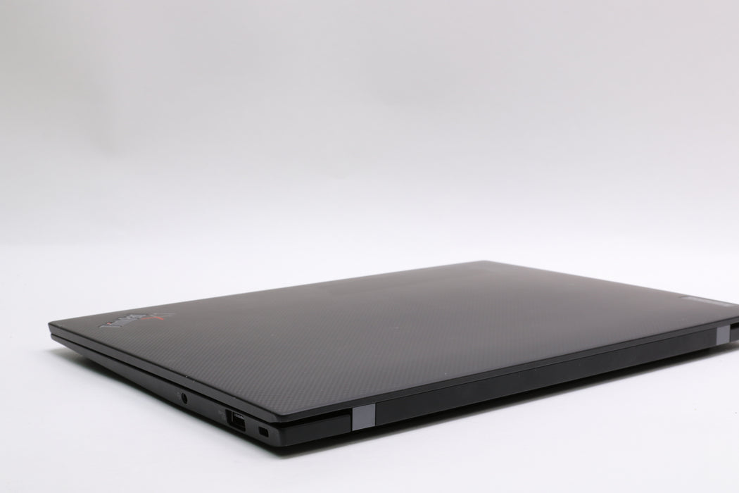 14" UHD+ Lenovo ThinkPad X1 Carbon Gen 10, i7-1270P, 32GB, 512GB SSD — photo 7 of 13