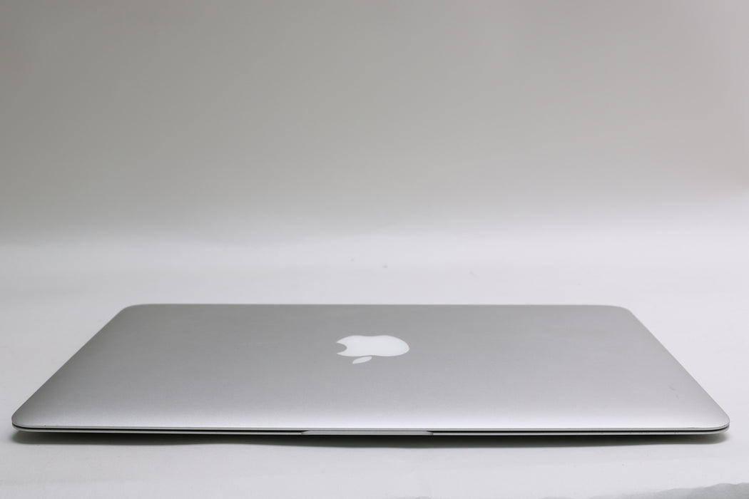 11" Early 2014, MacBook Air, CTO, i7-4650U, 8GB, 256GB SSD, HD