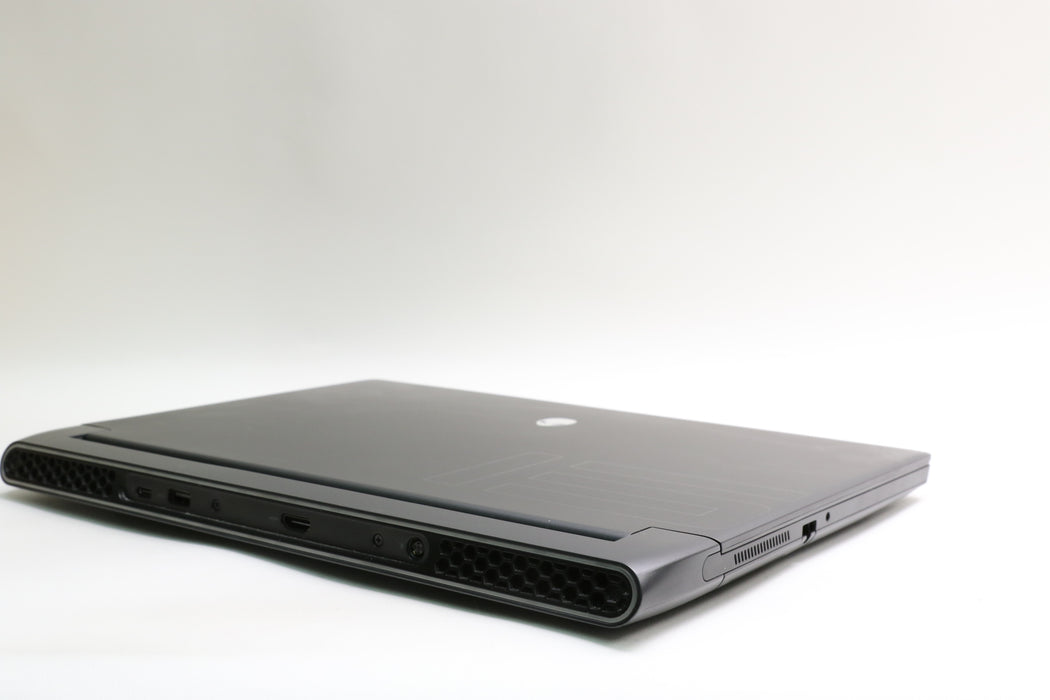 15" QHD Alienware m15 R7, i7-12700H, 16GB, 1TB SSD, RTX 3060, 100% Battery!