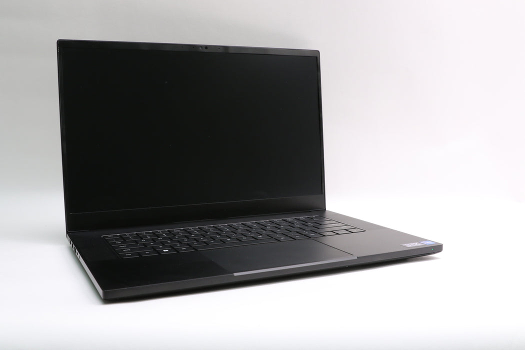 16" Razer Blade 15 (2022), i7-12800H, 16GB, 1TB SSD, RTX 3060