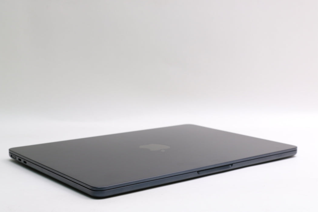 13" 2025, MacBook Air, MW123LL/A, Apple M4, 16GB, 256GB SSD, 8C, 100% Battery!