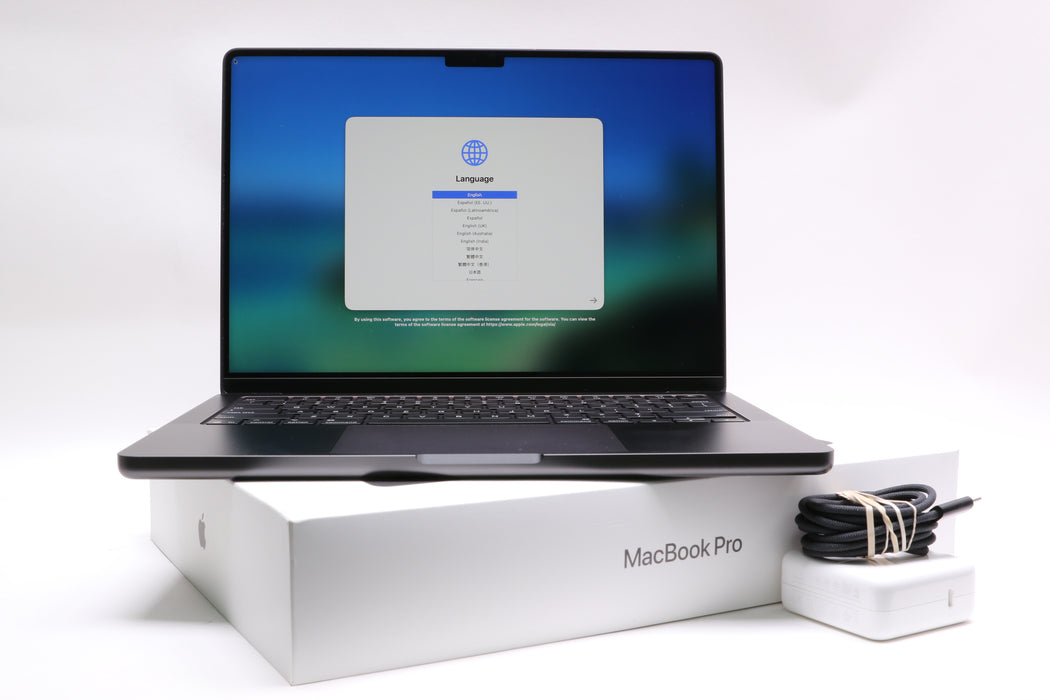 14" 2025, MacBook Pro, MDE04LL/A, Apple M5, 16GB, 512GB SSD, 10C, 100% Battery!
