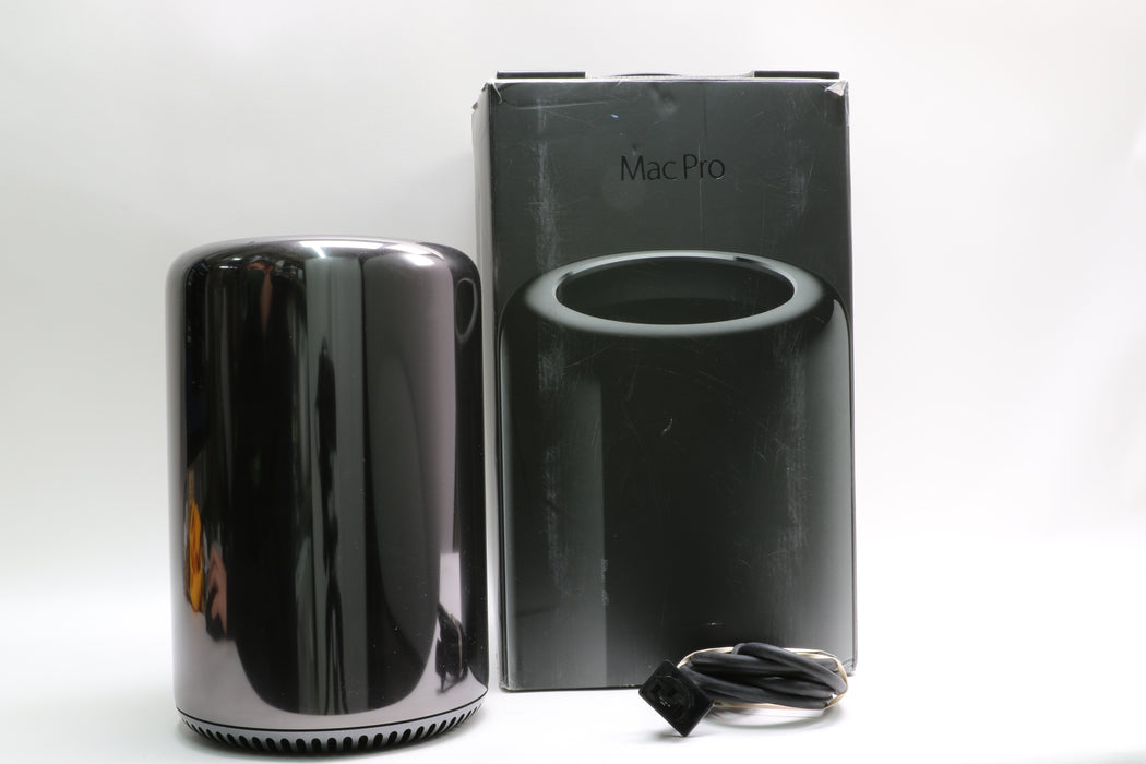2013, Mac Pro, Intel Xeon E5-1680 v2, 32GB, 512GB SSD, 2x AMD FirePro D700