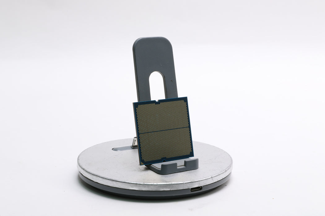 AMD Ryzen 7 9800X3D 8-Core 4.7GHz SocketAM5 — photo 2 of 2