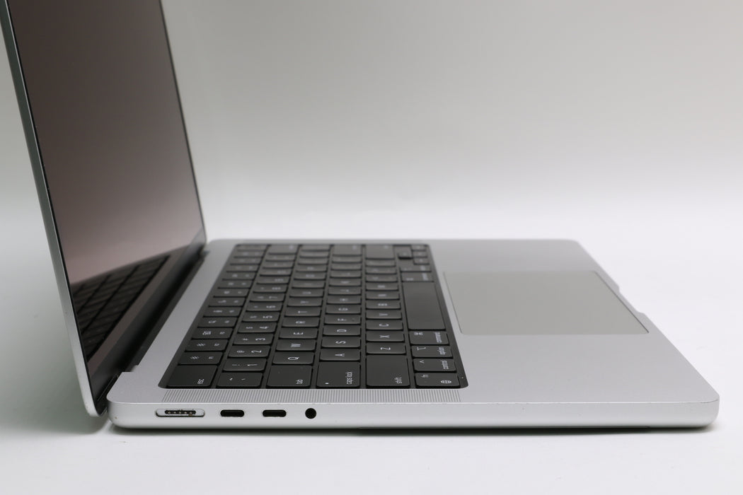 14" 2021 Macbook Pro, 3.20 GHz Apple M1 Max, 32GB, 4TB SSD, 32C