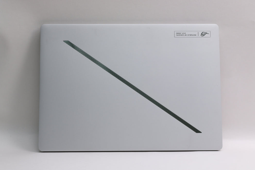 14" Asus Rog Zephyrus G14, AMD Ryzen 9 270, 16GB, 1TB SSD, RTX 5060