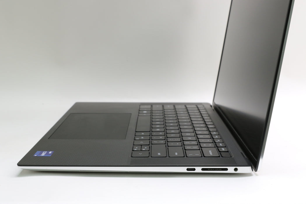 15.6" Dell, Xps 15 9510, i9-11900H 2.50GHz, 32GB, 1TB SSD, RTX 3050 Ti