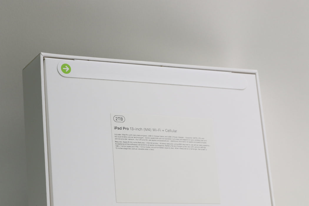 Brand New! iPad Pro 13" (M4) Nano-Texture, 2TB, Unlocked, Space Black, MWT13LL/A