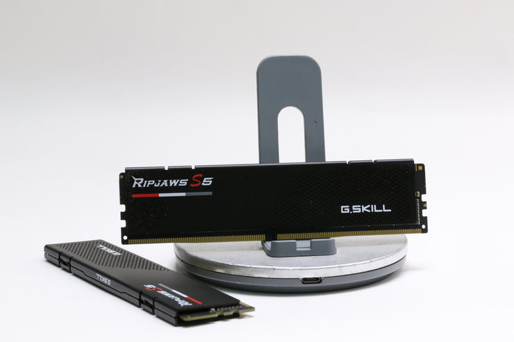 G.Skill Ripjaws S5 64GB (2x32GB) 6000MHz DDR5 Memory (F5-6000J3636F32GX2-RS5K)